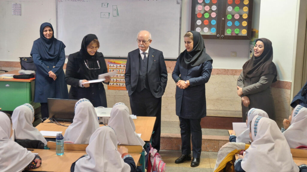 مدرسه حضرت مریم آقای هاکوپیان